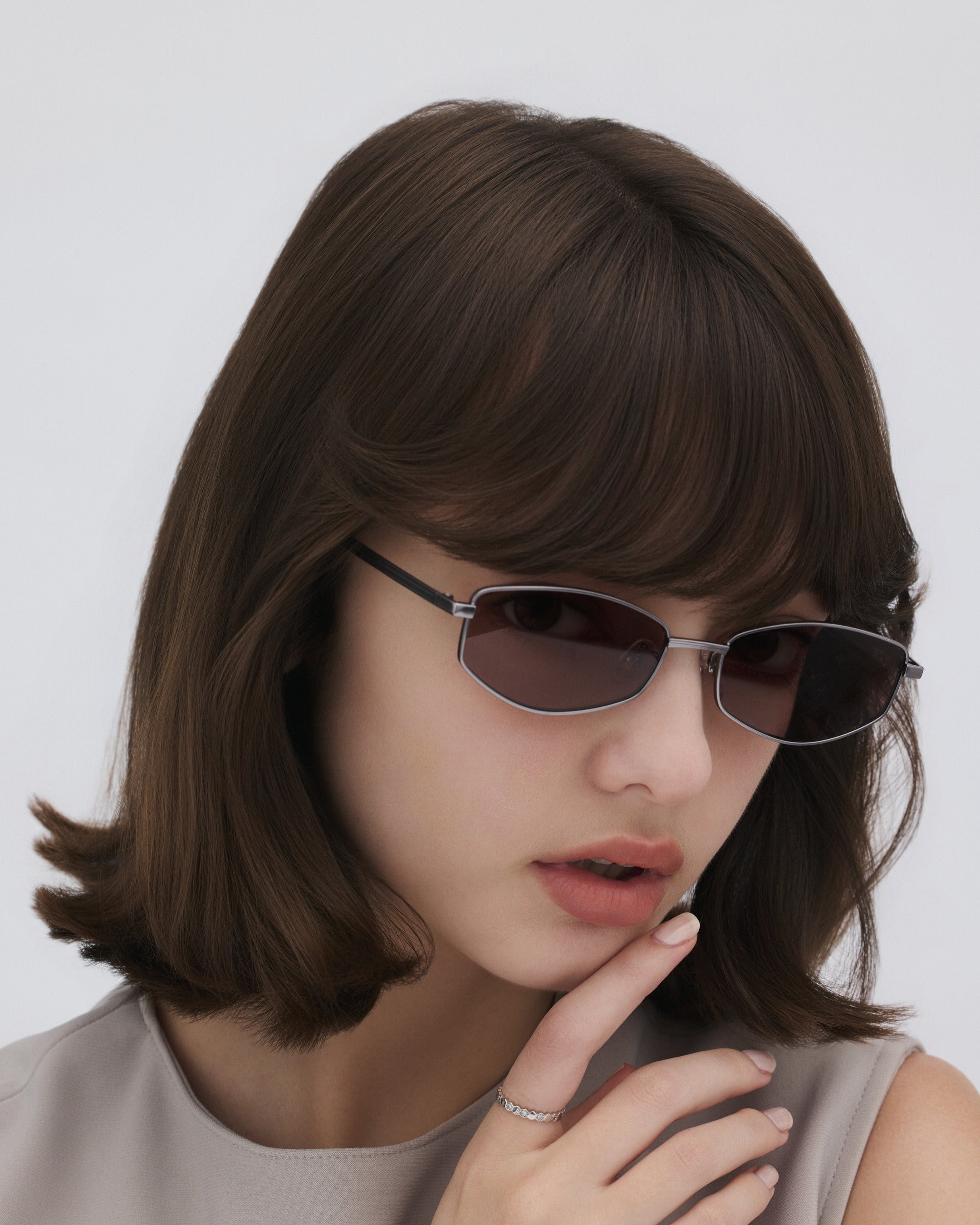 #color_silver×burgundy