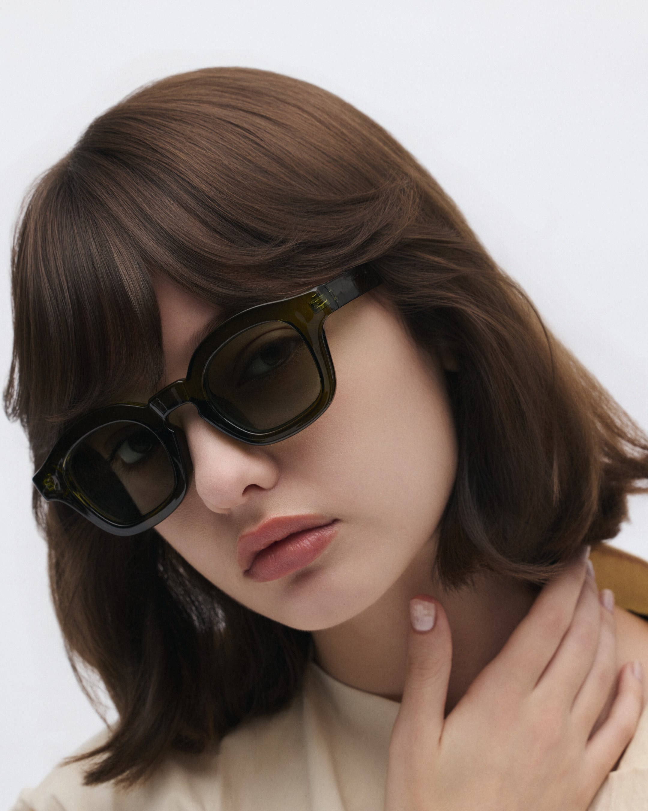 #color_khaki×green