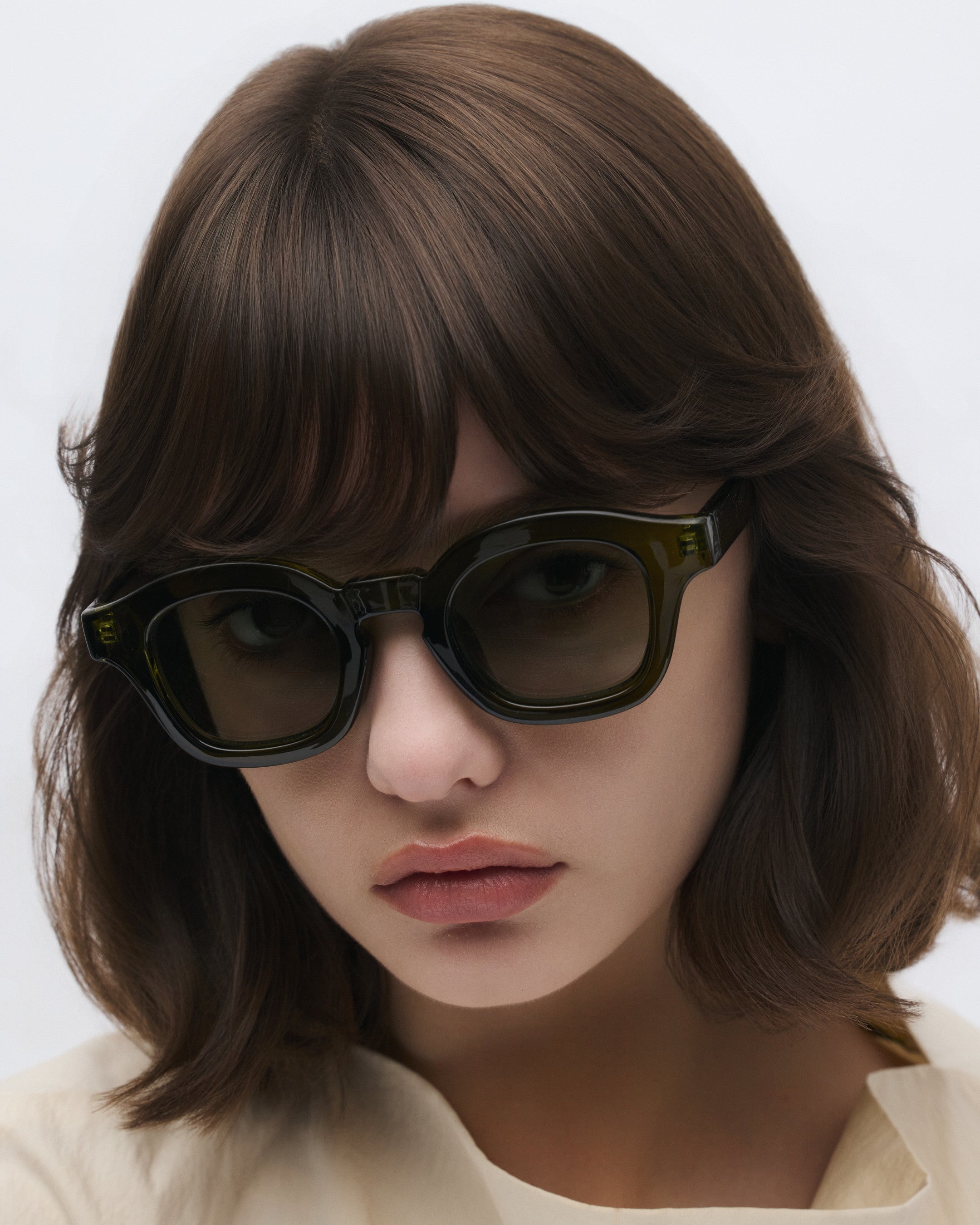 #color_khaki×green