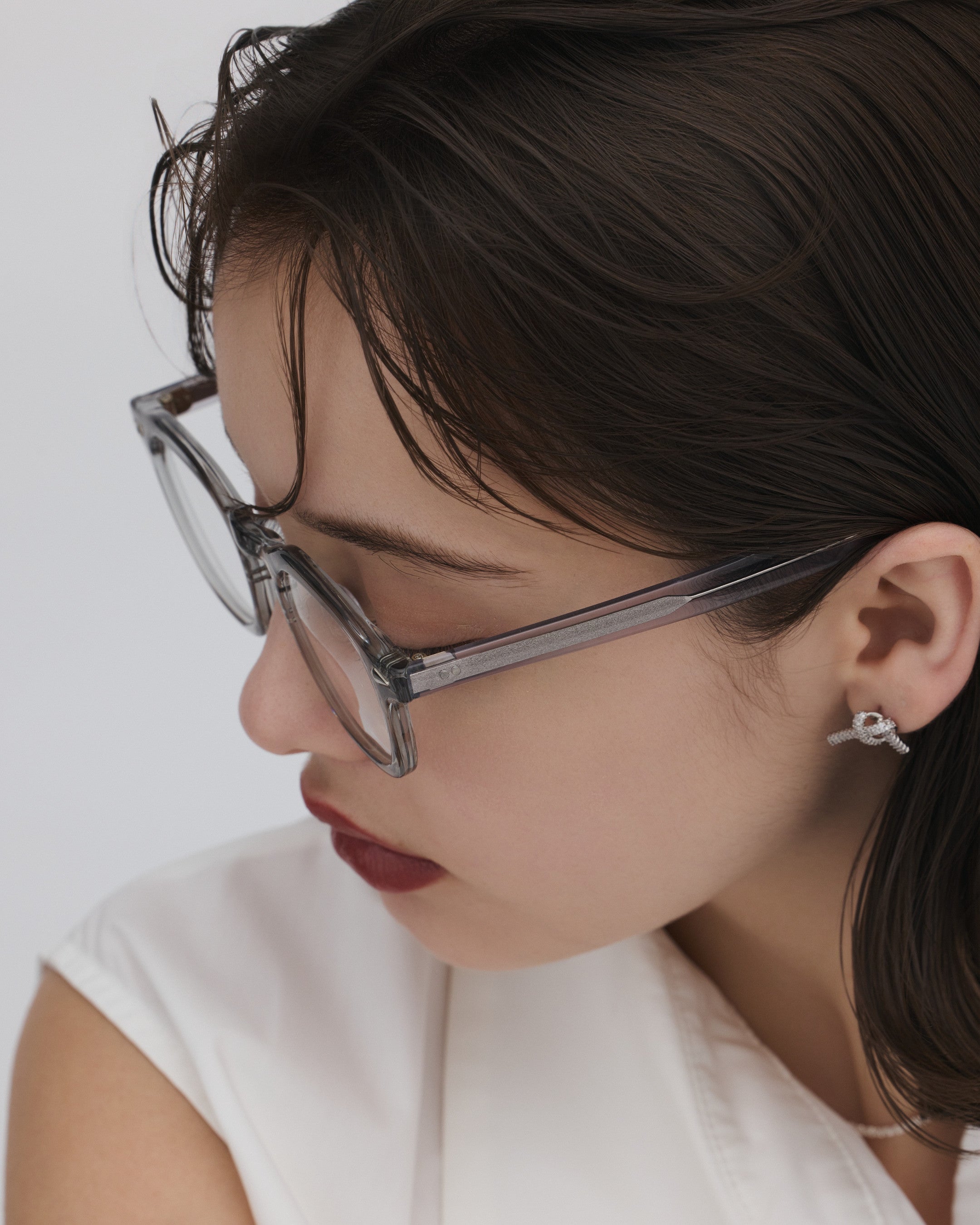 #color_gray×clear